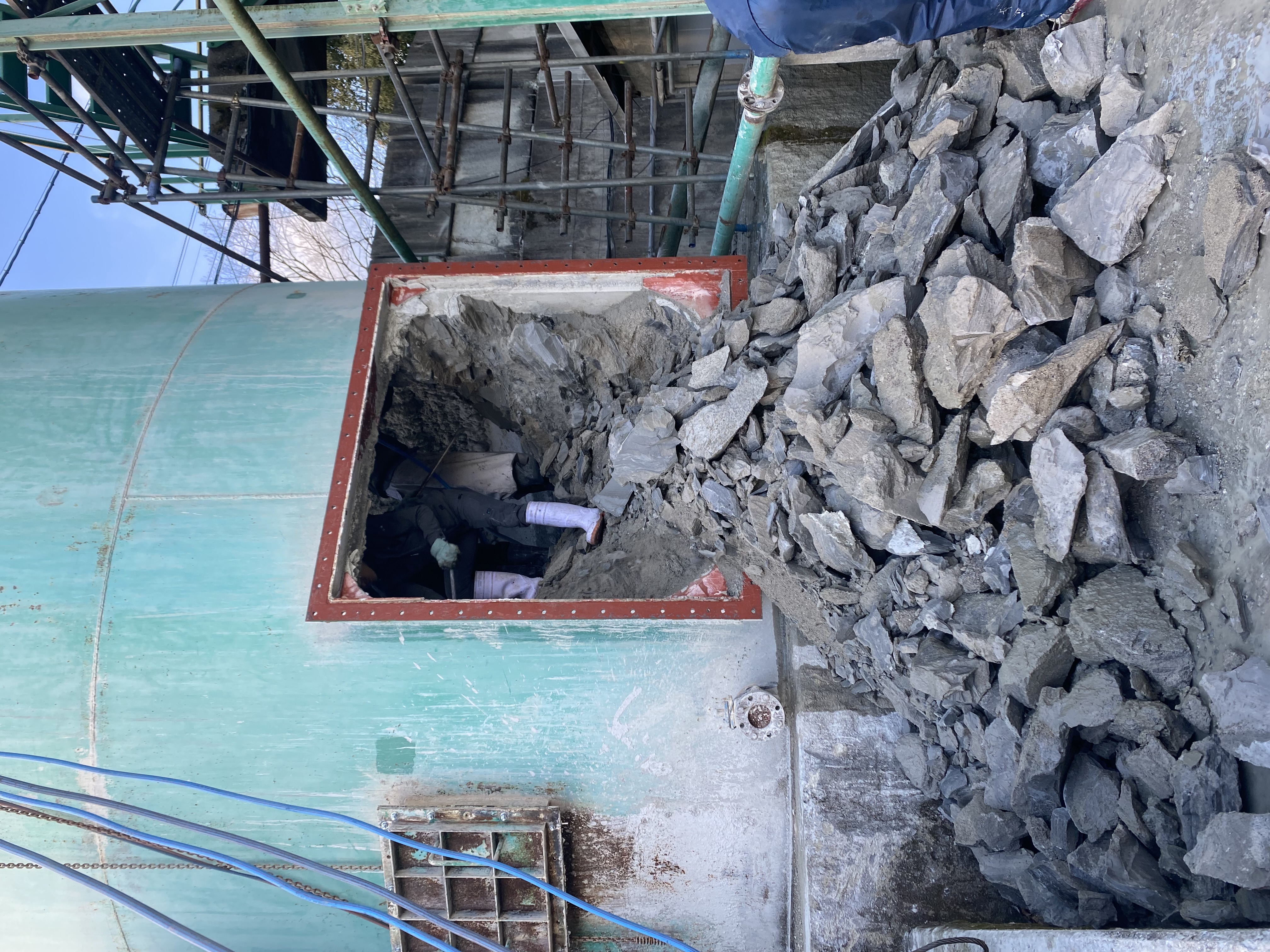 4DF13AC8-0EB2-4469-86C2-171068700EC0