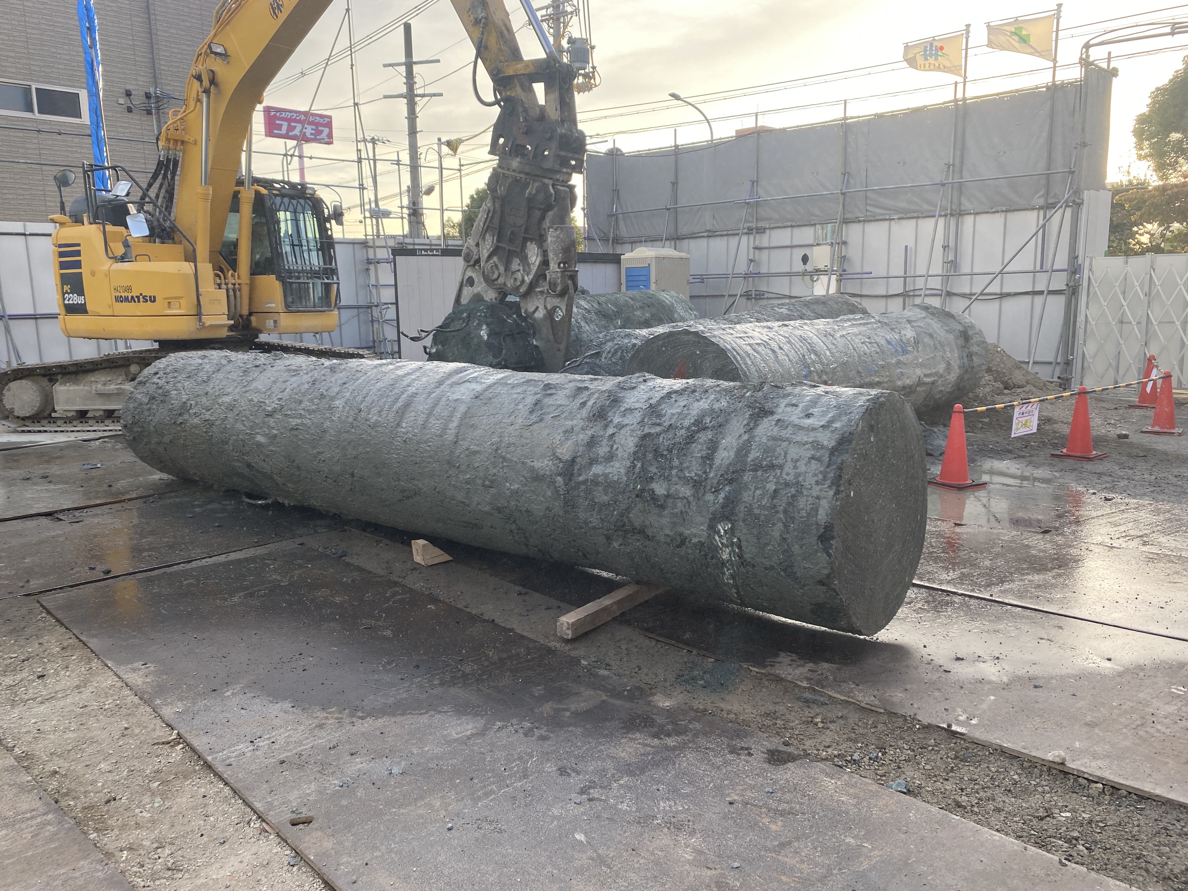 65C31FDD-C96F-4A6E-99C5-9B99E34702FD