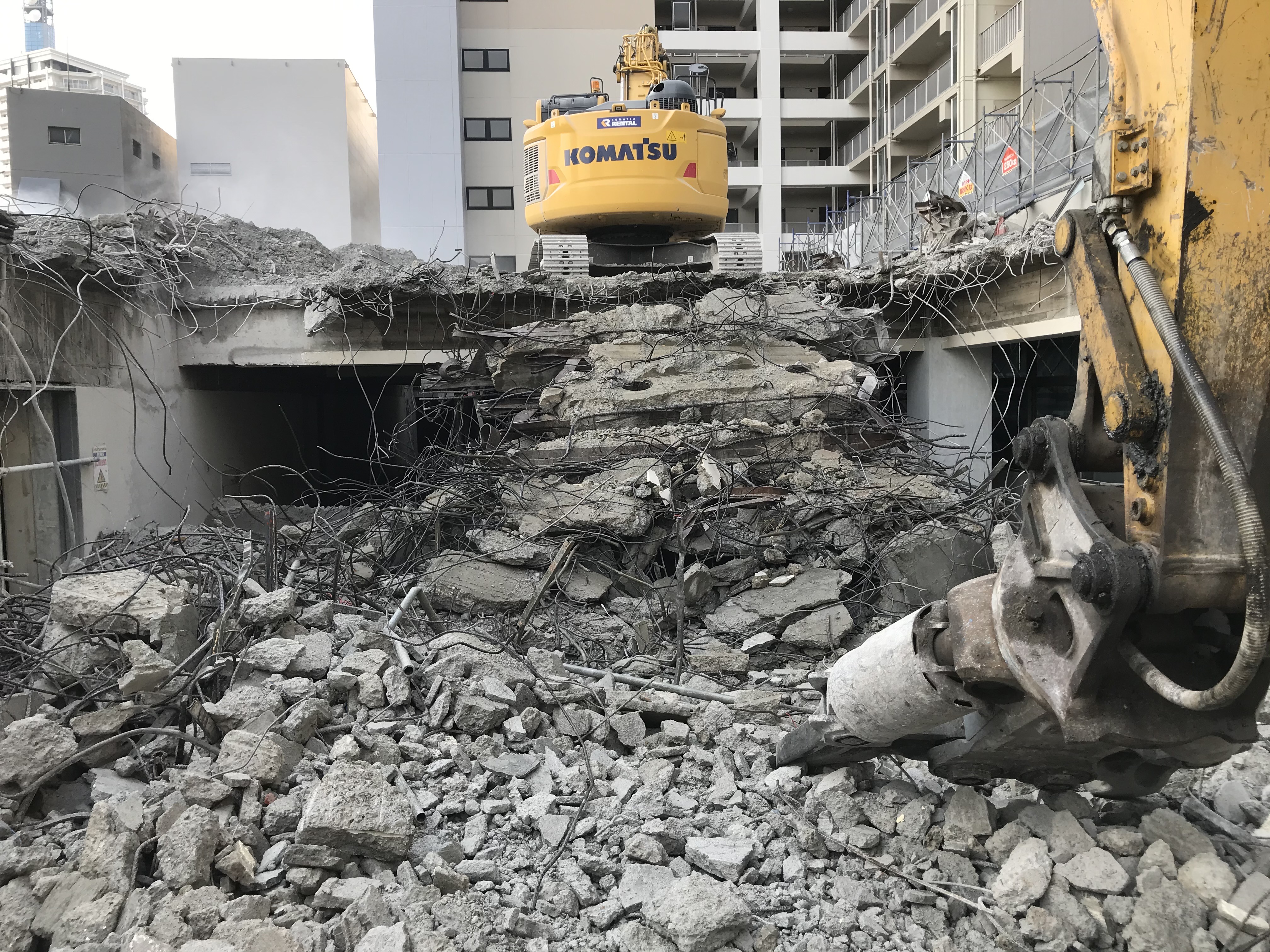 6EC0CC5D-0F4F-4202-B973-AB8708B4AD26