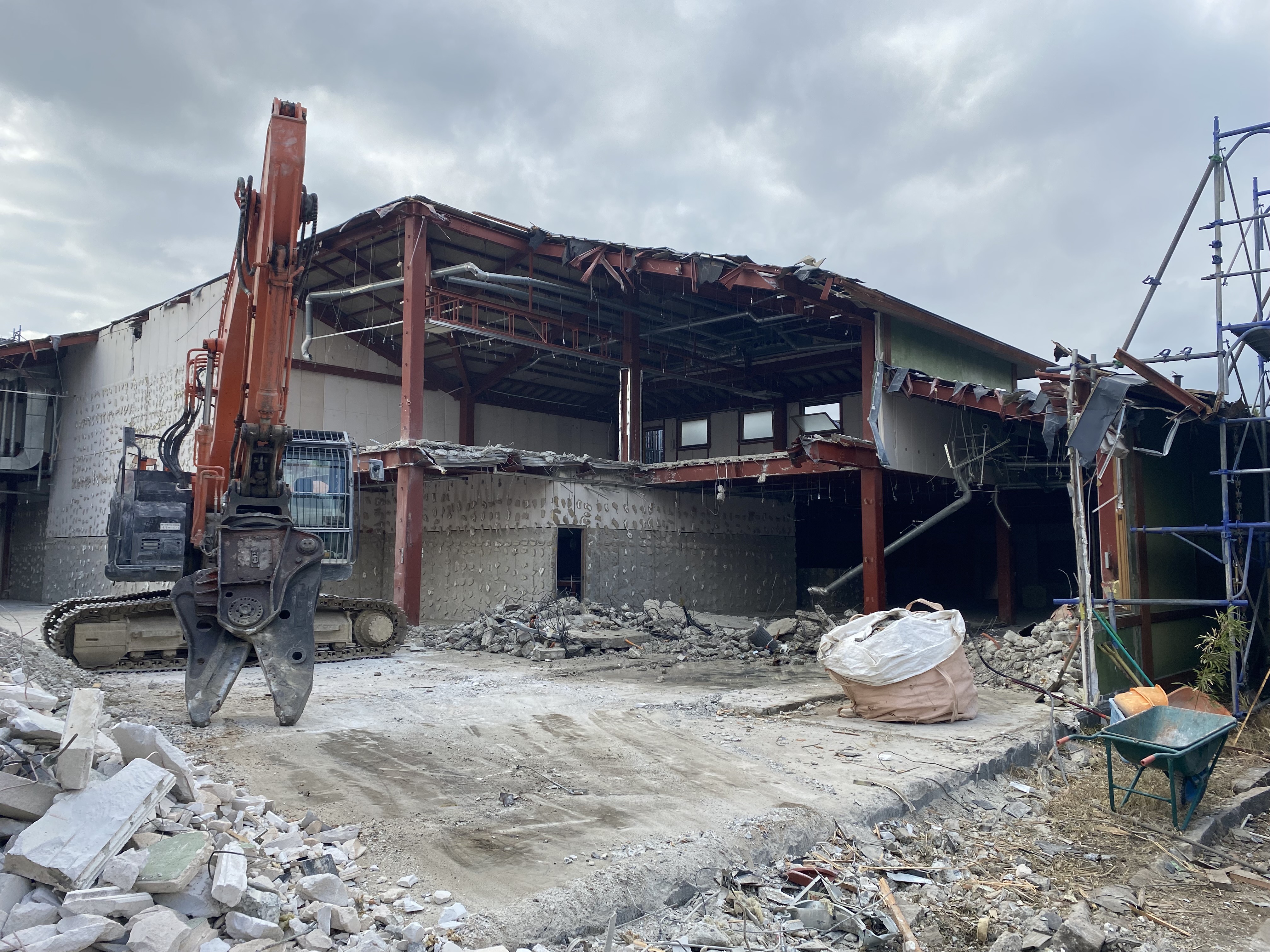 895FC219-5D2C-474A-B6AF-A119BF8322C8